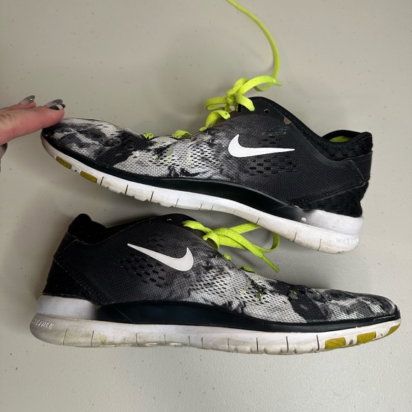 Womens Nike Free 5.0 Running Sneakers Size 6 - Picture 6 of 8